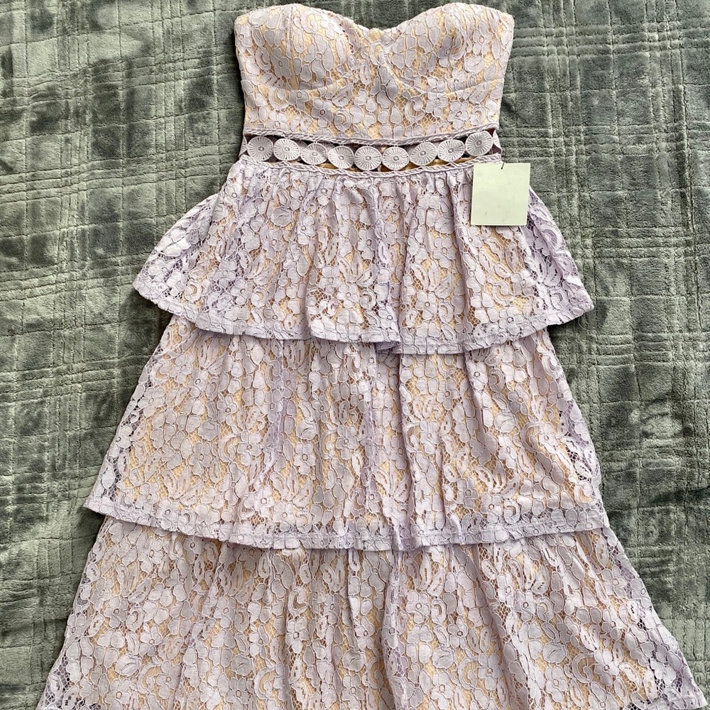 LULUS DRESS - Picture 2 of 3